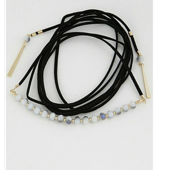 ποΈ Black Beaded Choker Necklace - Picture 2 of 5
